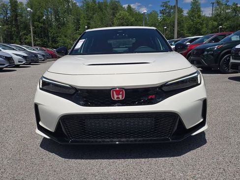 Used 2023 Honda Civic Type R image 3