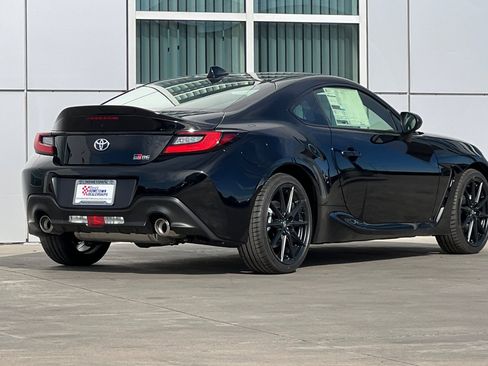 New 2026 Toyota GR86 Premium w/ ALL Weather Mat Package (TMS) image 4