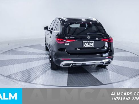 Used 2026 Mercedes-Benz GLC 350e 4MATIC image 8