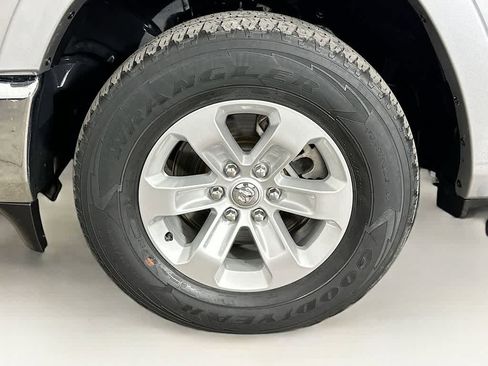 Used 2022 RAM 1500 Laramie image 8