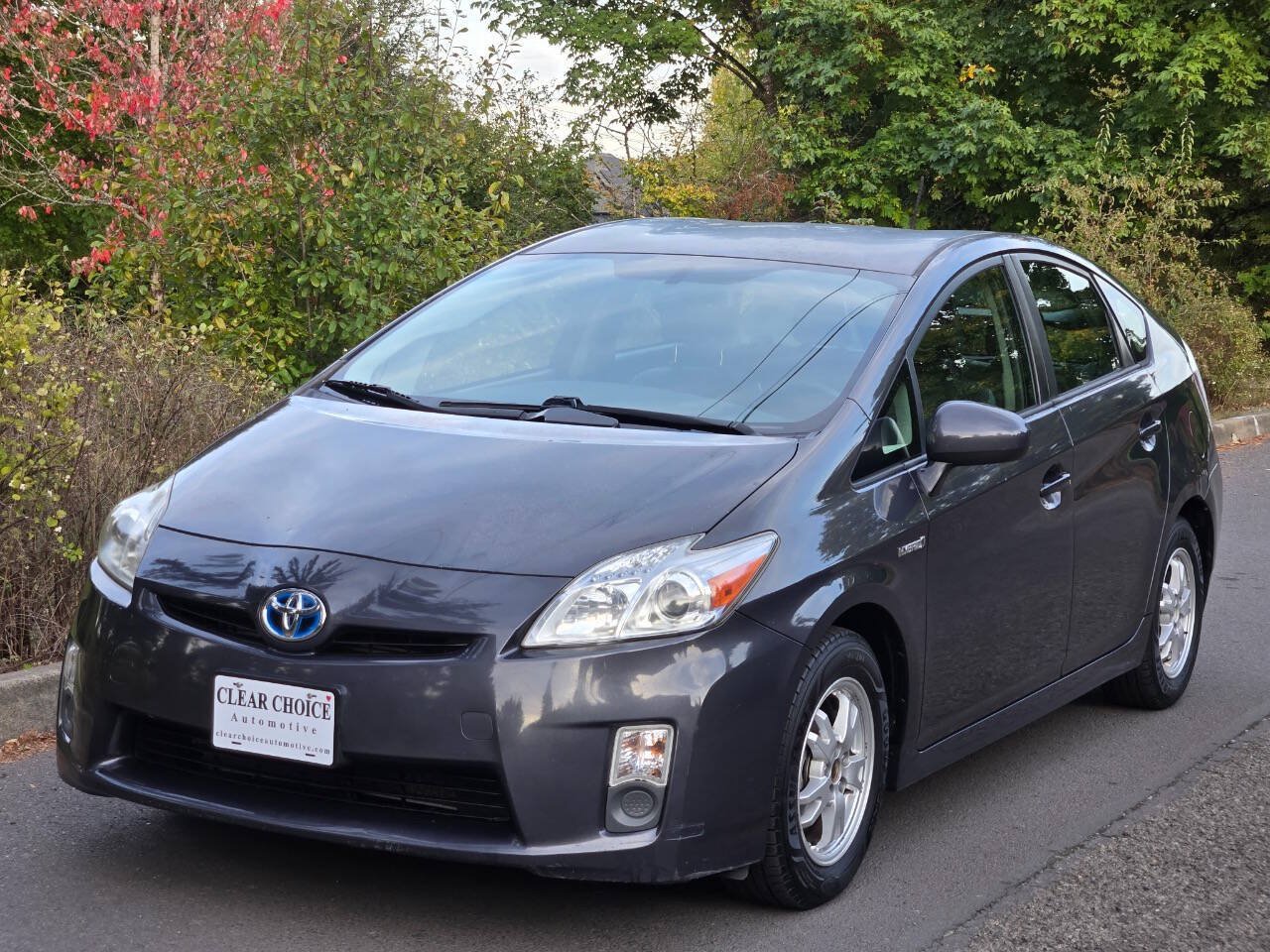 Used 2011 Toyota Prius Four w/ Navigation Pkg FWD image 9