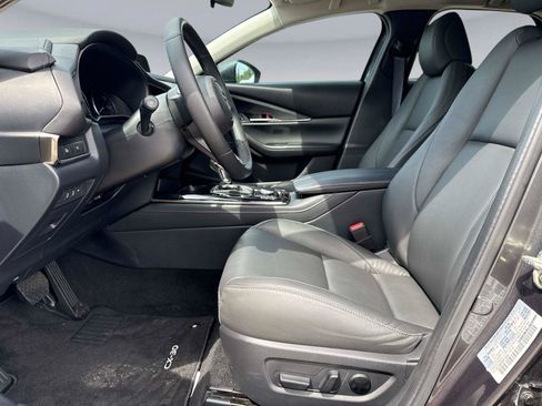 Certified 2024 MAZDA CX-30 AWD 2.5 S w/ Preferred Package image 19