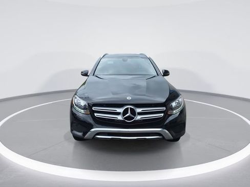 Used 2019 Mercedes-Benz GLC 300 image 3