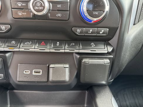 Used 2019 GMC Sierra 1500 SLT w/ SLT Premium Package image 54