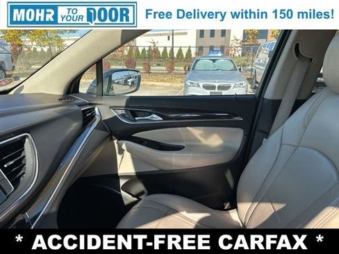 Used 2018 Buick Enclave Essence image 27