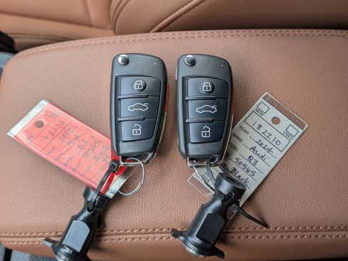 Used 2024 Audi Q3 2.0T Premium Plus w/ Premium Plus Package AWD/4WD image 34