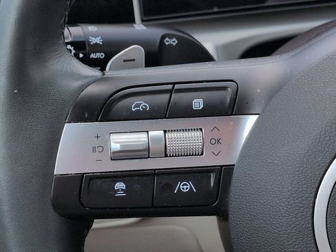 Used 2025 Hyundai Tucson Limited FWD image 27