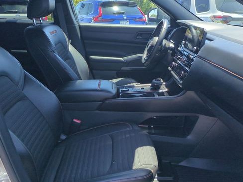 Used 2024 Nissan Pathfinder Rock Creek AWD/4WD image 24