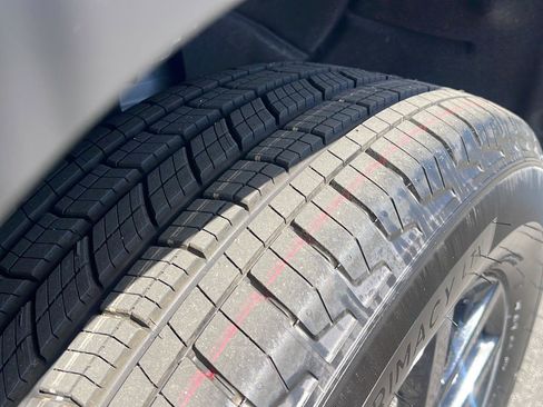 New 2026 Jeep Grand Cherokee Altitude AWD/4WD image 10
