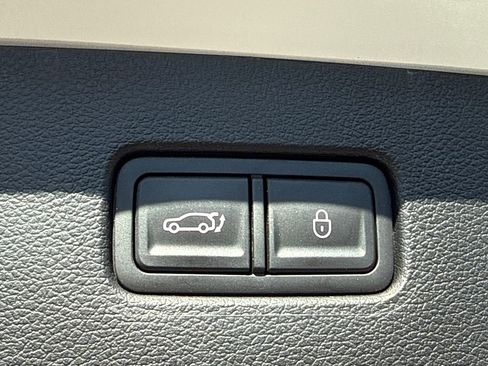 Used 2024 Genesis GV80 2.5T image 19