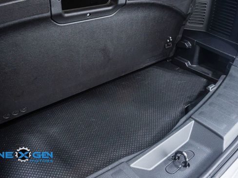 Used 2020 Nissan Rogue SV image 48