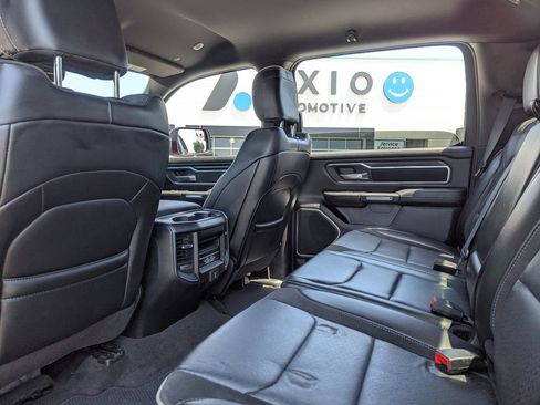 Used 2024 RAM 1500 Laramie AWD/4WD image 33