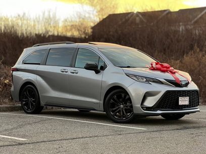 Used 2021 Toyota Sienna XSE w/ XSE Plus Package