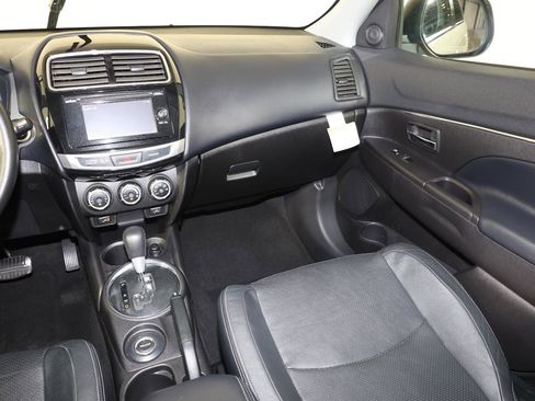 Used 2015 Mitsubishi Outlander Sport SE image 11