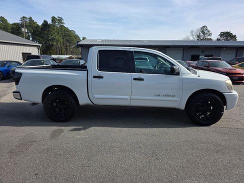 Used 2012 Nissan Titan SV w/ SV Value Truck Pkg image 4