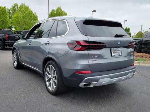 Used 2026 BMW X5 xDrive50e w/ Premium Package AWD/4WD image 5