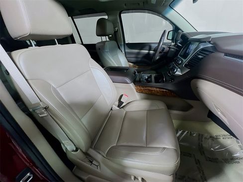 Used 2016 Chevrolet Suburban LTZ image 28