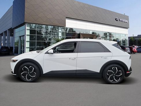 Certified 2023 Hyundai Ioniq 5 SEL w/ Cargo Package image 3