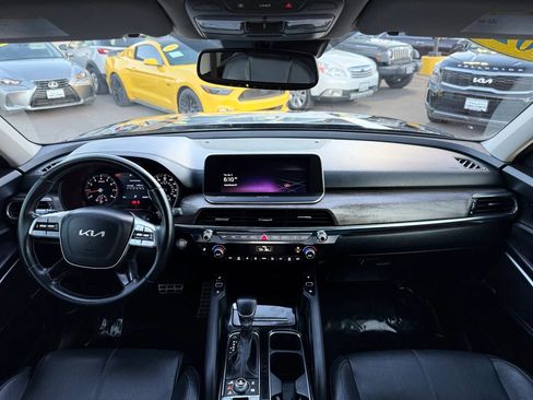 Used 2022 Kia Telluride SX w/ Nightfall Edition Package image 26