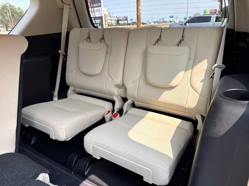 Used 2020 Lexus GX 460 Premium w/ Premium Package AWD/4WD image 16