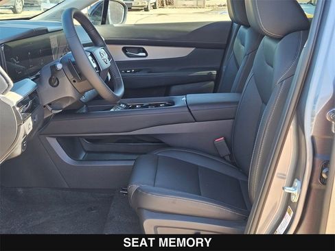 New 2026 Nissan Murano SL image 11