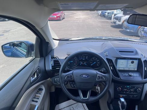 Used 2018 Ford Escape SEL FWD image 18