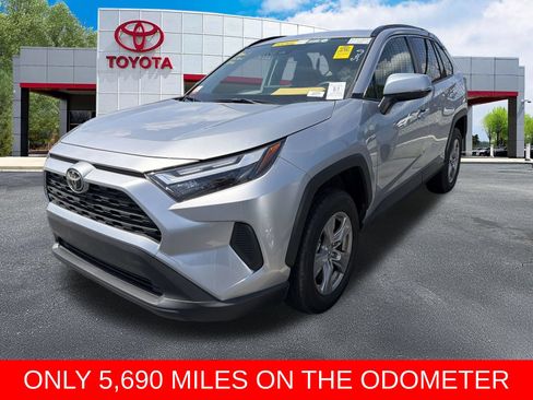Certified 2025 Toyota RAV4 XLE w/ Convenience Package AWD/4WD image 3