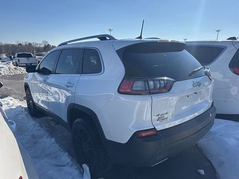 Certified 2020 Jeep Cherokee Latitude Lux w/ Quick Order Package 26H Lux image 12