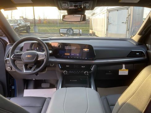 New 2026 Chevrolet Suburban LT w/ Comfort Package image 25