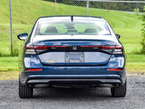 Used 2024 Honda Accord EX image 4