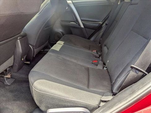 Used 2016 Toyota RAV4 XLE image 17