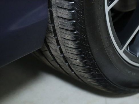 Used 2020 Audi Q8 Premium Plus image 39