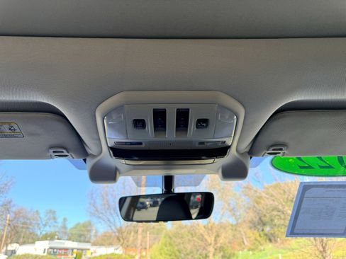 Used 2022 Subaru Ascent Onyx Edition image 22