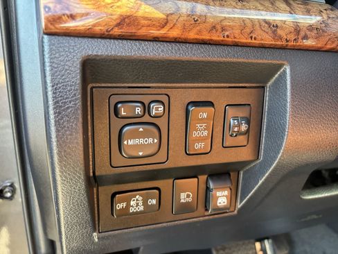 Used 2019 Toyota Tundra 1794 Edition AWD/4WD image 12