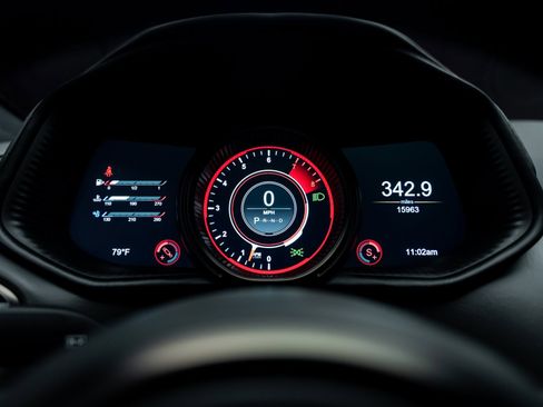 Used 2020 Aston Martin DB11 AMR image 48