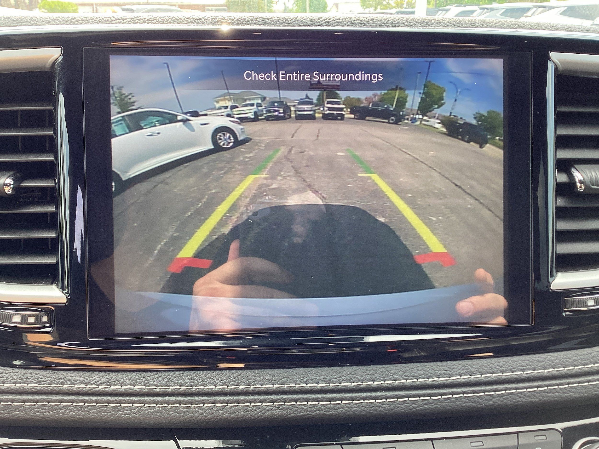 Used 2026 Chrysler Pacifica Select FWD image 23