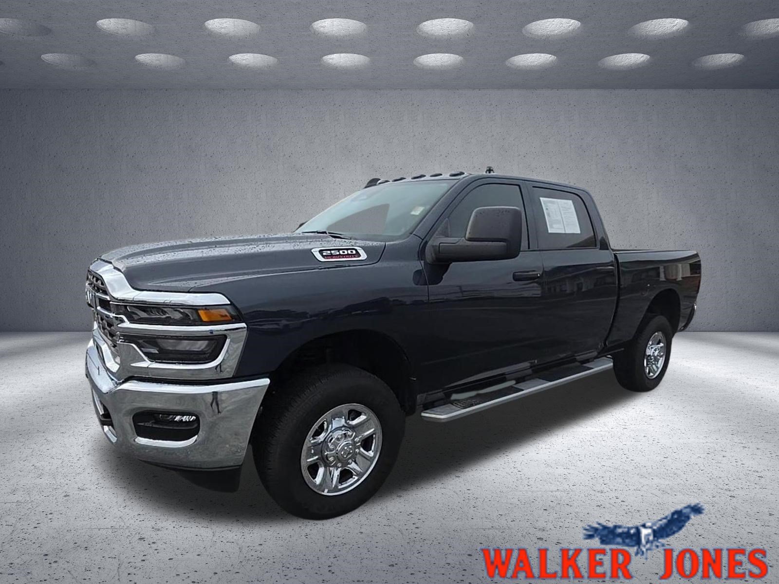 Used 2026 RAM 2500 Tradesman w/ Chrome Appearance Group AWD/4WD image 1