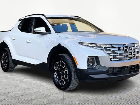 Used 2023 Hyundai Santa Cruz SEL Premium image 1