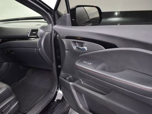 Used 2020 Honda Pilot Black Edition image 25