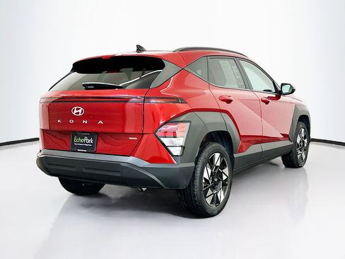 Used 2025 Hyundai Kona SEL image 9
