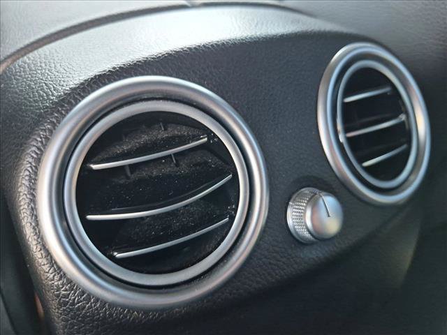 Used 2022 Mercedes-Benz GLC 300 image 16