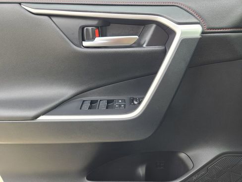 Certified 2025 Toyota RAV4 XSE image 25