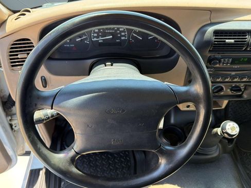 Used 2000 Ford Ranger XL RWD image 11
