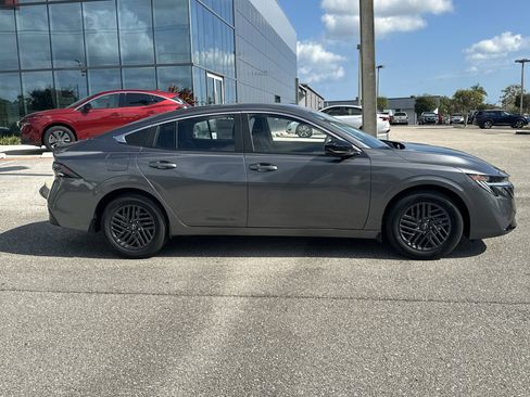 New 2026 Nissan Sentra SV image 6