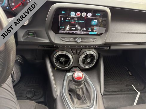 Used 2018 Chevrolet Camaro SS image 12