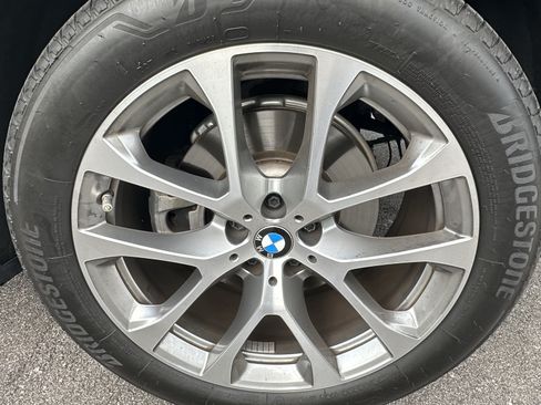 Used 2021 BMW X5 xDrive45e w/ Premium Package AWD/4WD image 13