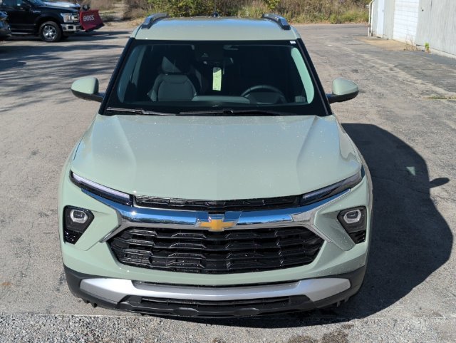 New 2026 Chevrolet TrailBlazer LT w/ LT Cold Weather Package FWD image 27