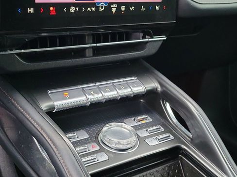 Certified 2024 Lincoln Nautilus Reserve w/ Equipment Group 202A image 28