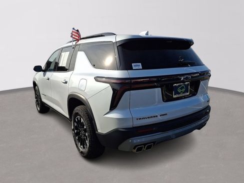 Certified 2025 Chevrolet Traverse Z71 w/ Enhanced Driving Package AWD/4WD image 4