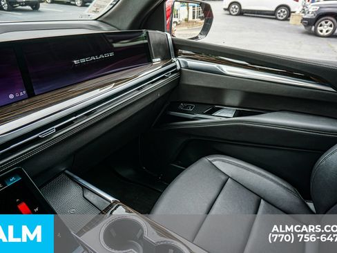 Used 2026 Cadillac Escalade 4WD image 48